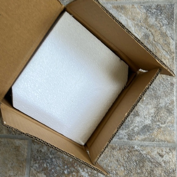 Anthropologie Home White Balsam Star Candle NIB - Picture 7 of 16